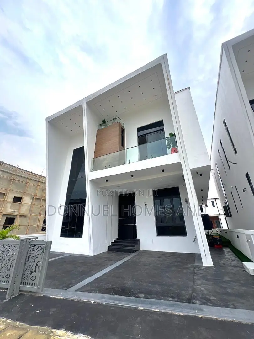 5bdrm Duplex in Ajah for sale in Ajah