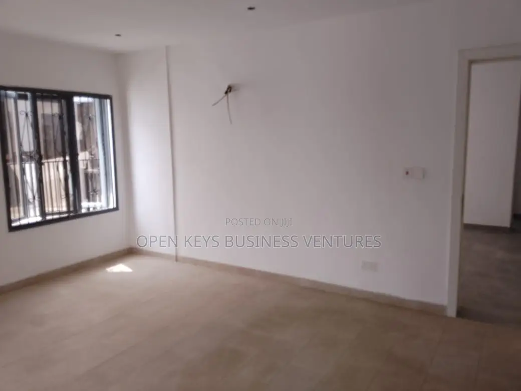 3bdrm Duplex in Jericho Gra for sale in Jericho