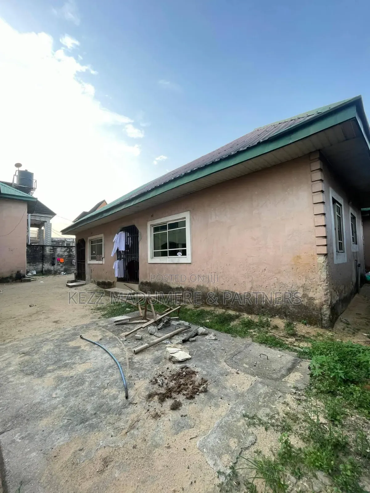 11bdrm Block of Flats in Eneka, Port, Obio-Akpor for sale in Obio-Akpor