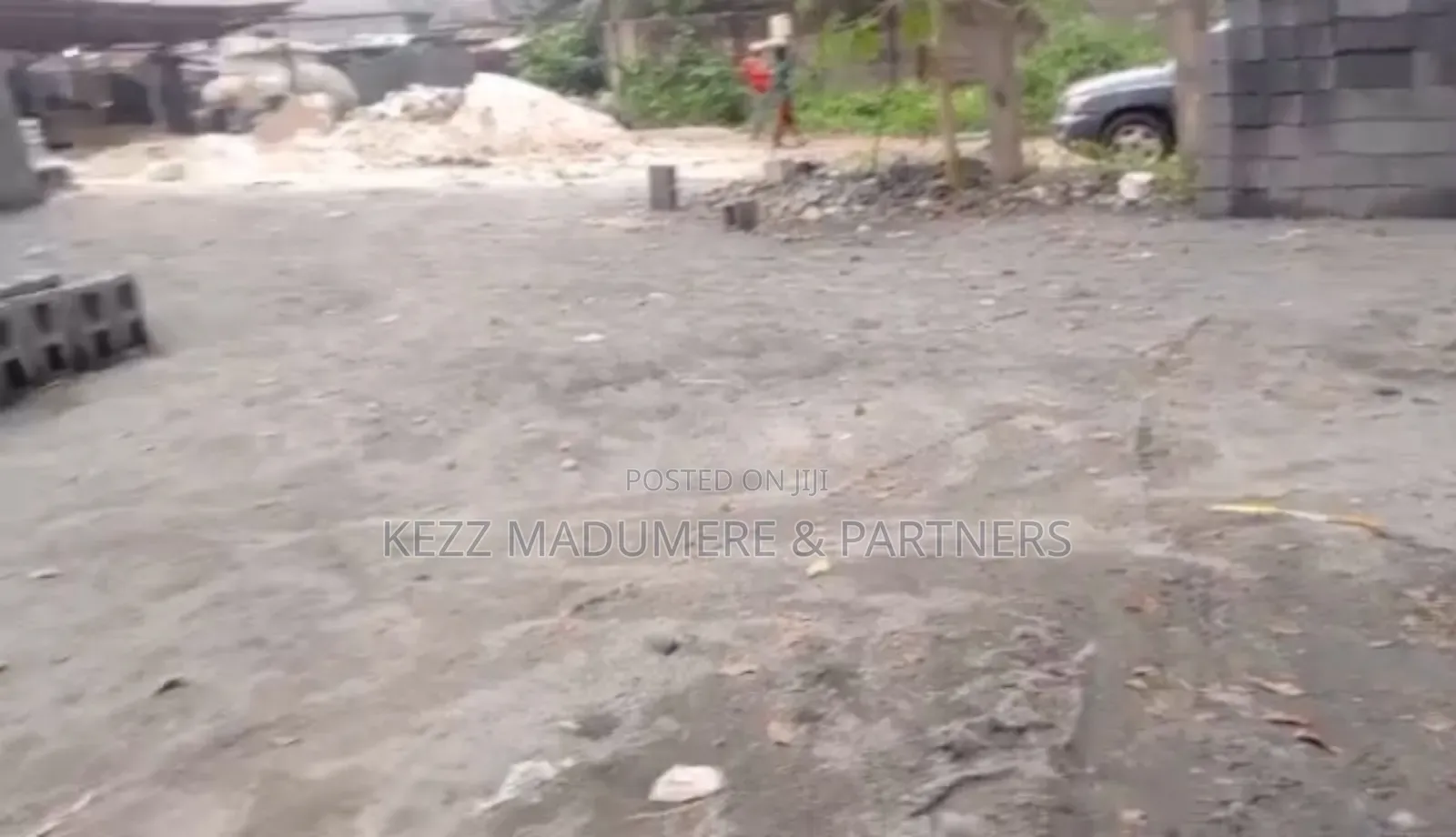 For Sale : 6 Plots Major Obirikwere Flyover New Airport Road, Ph in Obio-Akpor