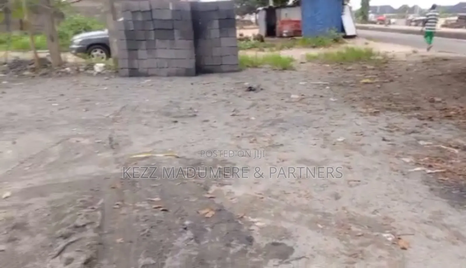 For Sale : 6 Plots Major Obirikwere Flyover New Airport Road, Ph in Obio-Akpor
