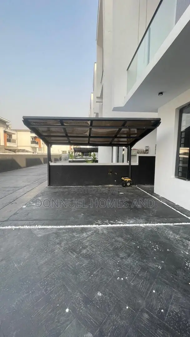 4bdrm Duplex in Ajah for sale in Ajah