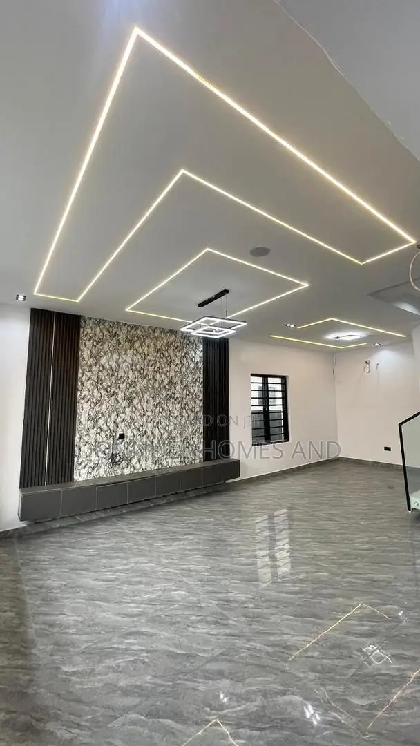 4bdrm Duplex in Ajah for sale in Ajah