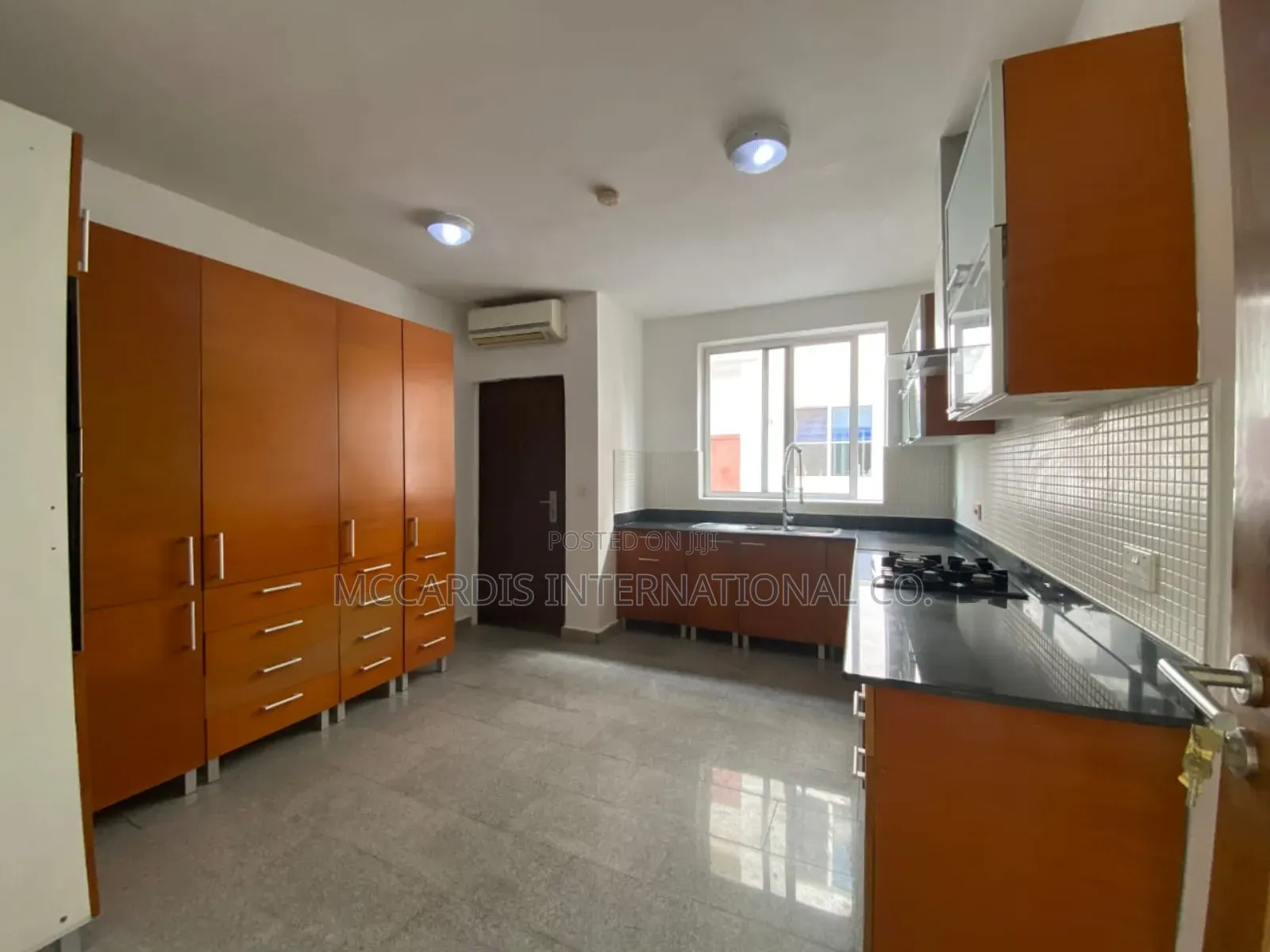 3bdrm Apartment in Banana Island Estate for sale in Banana Island