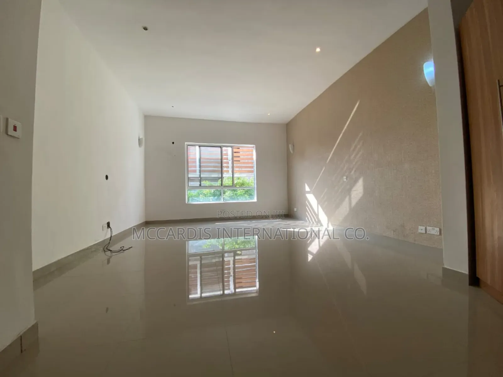 3bdrm Apartment in Banana Island Estate for sale in Banana Island
