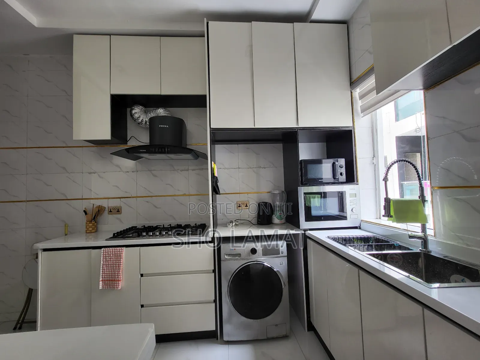 2bdrm Block of Flats in Lekki Phase 1 for sale in Lekki Phase 1