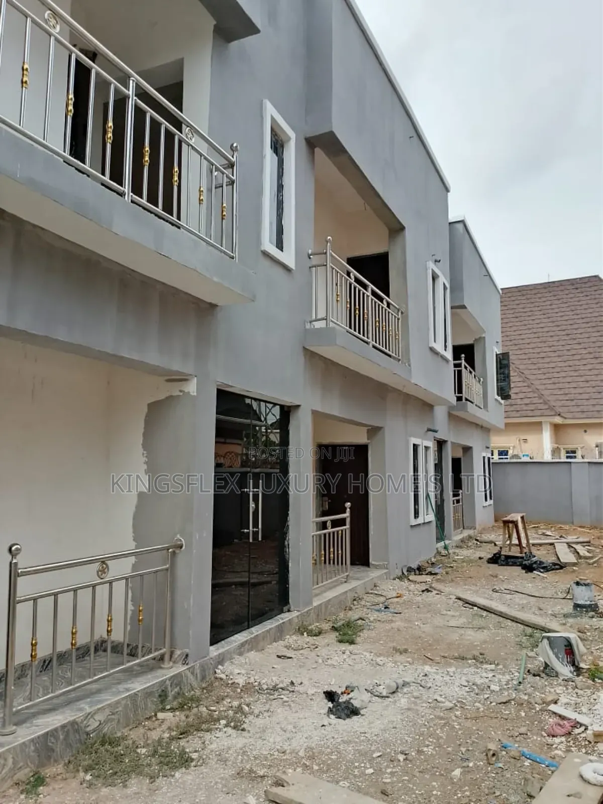 6bdrm Block of Flats in Behind Becky 2, Karu for sale in Karu