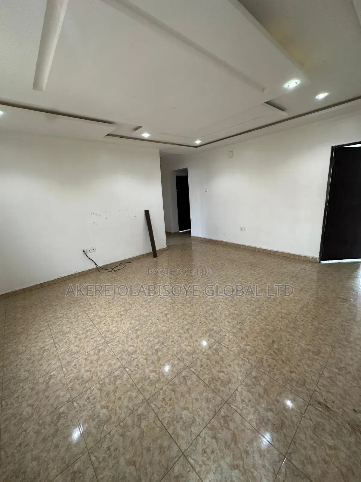 3bdrm Apartment in In An Estate for sale in Life Camp