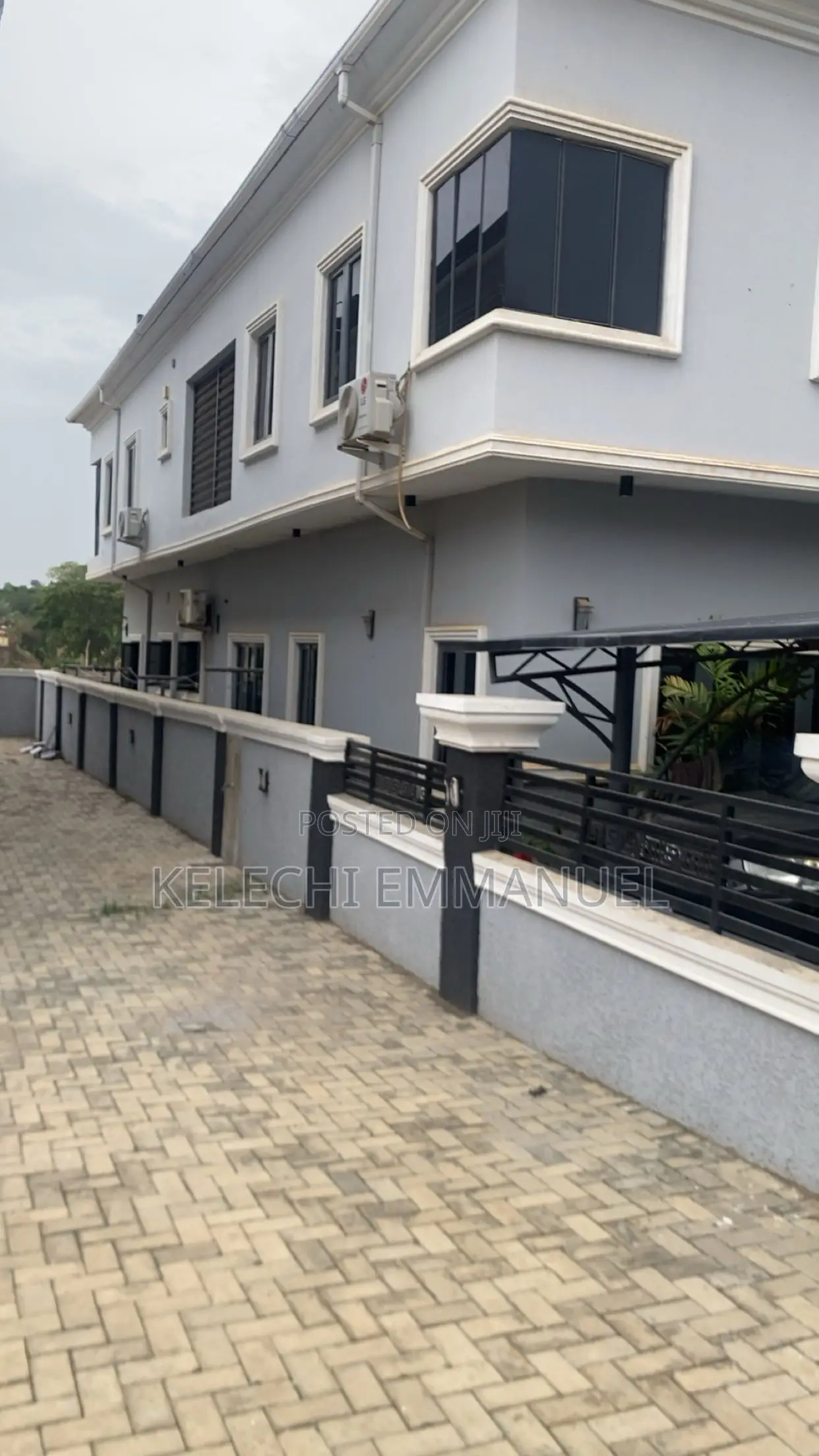 4bdrm Duplex in Lugbe for rent in Lugbe District
