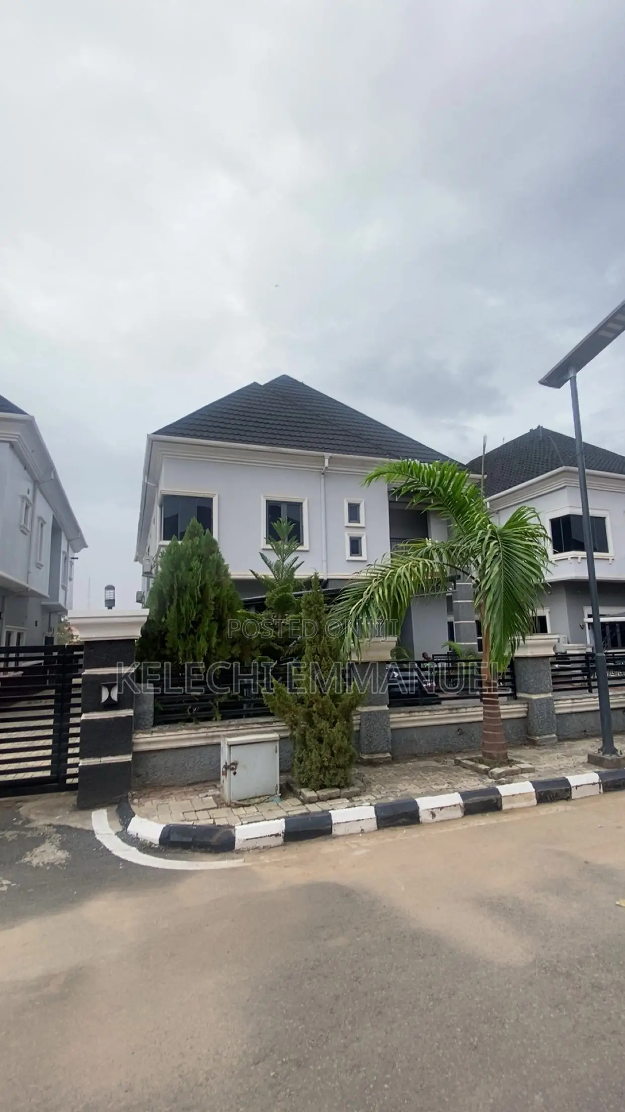 4bdrm Duplex in Lugbe for rent in Lugbe District