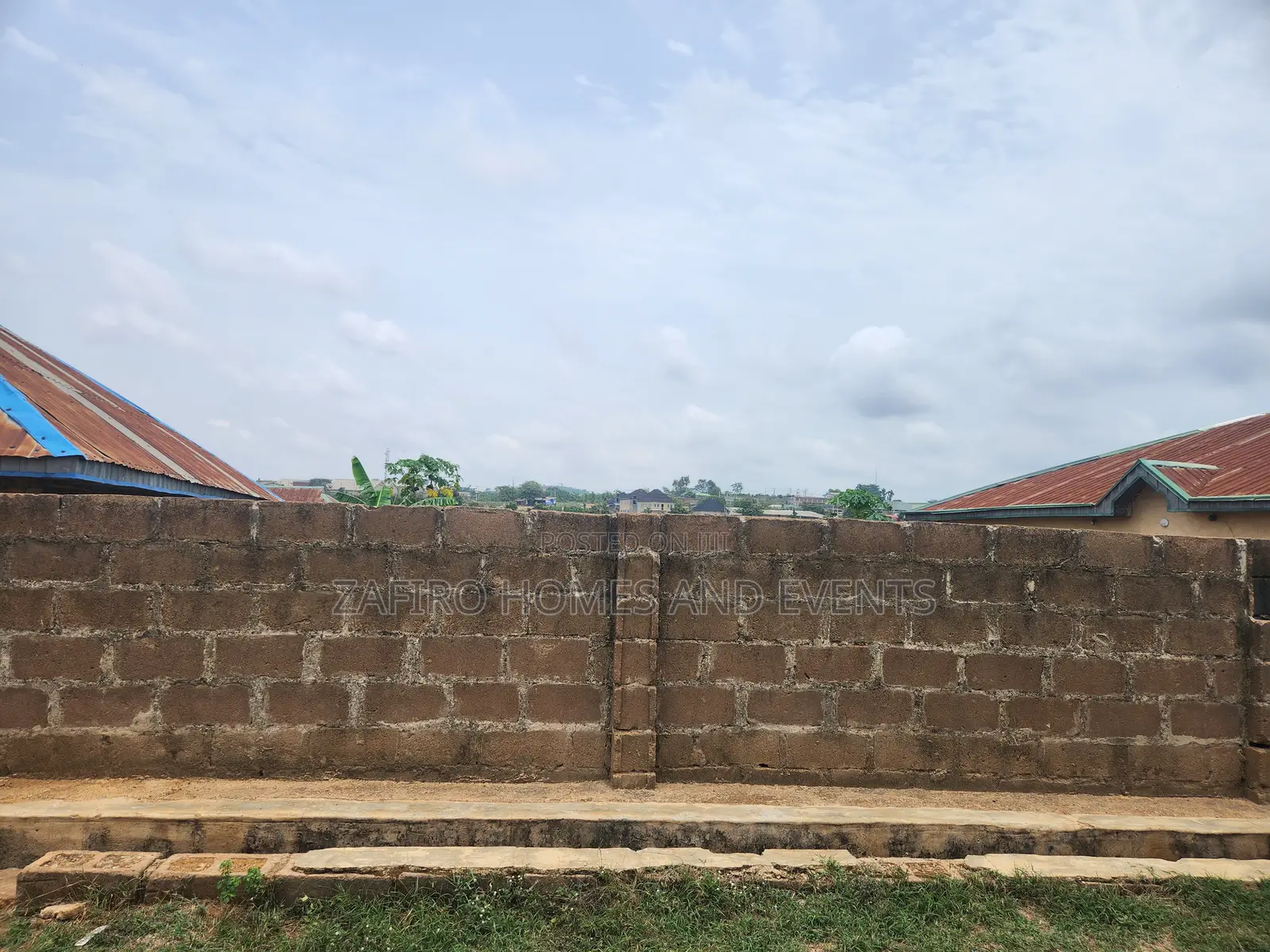 Fenced 350m2 Land at Arapaja, Odo Ona Kekere in Odo Ona