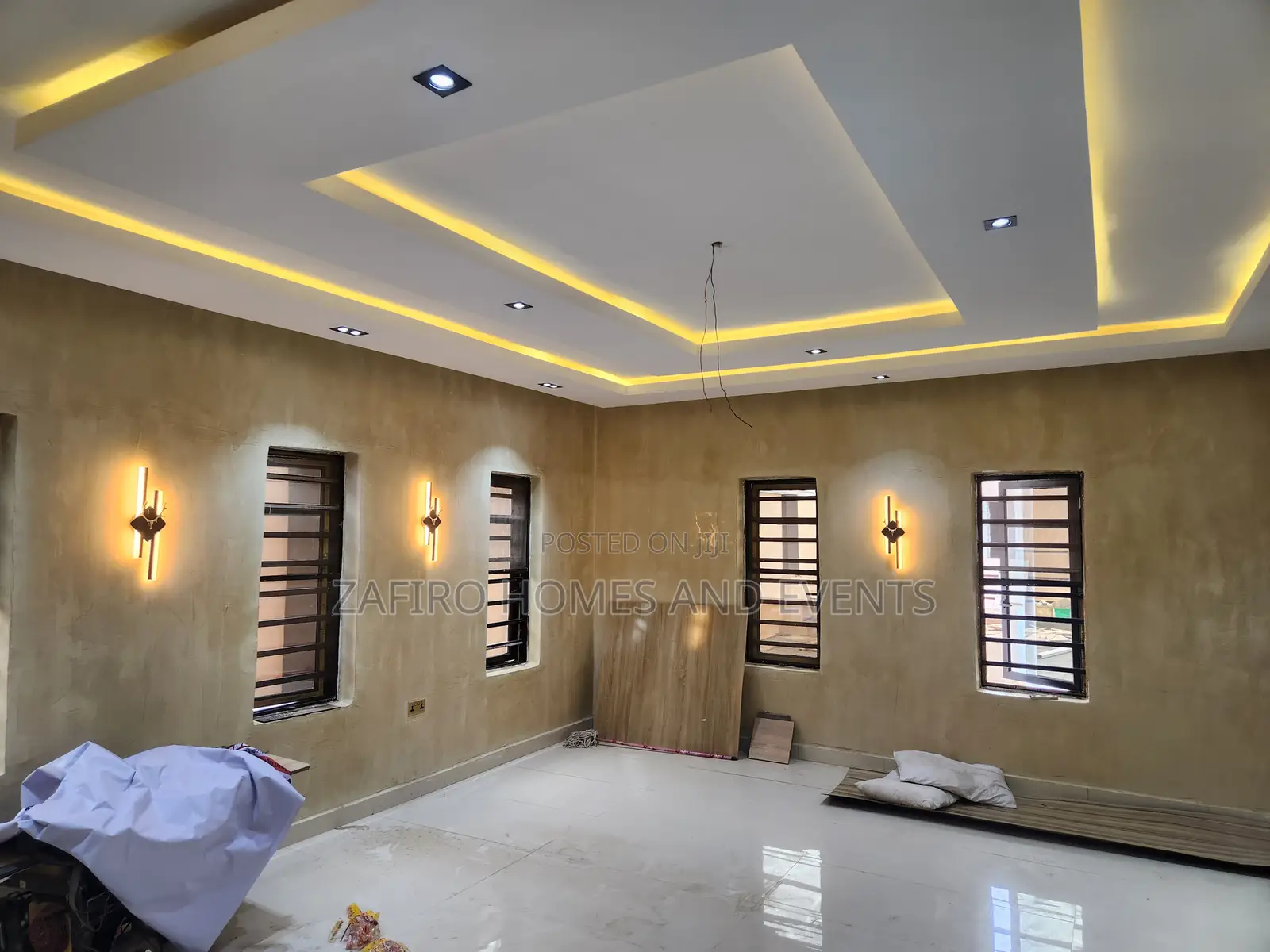 5bdrm Duplex in Ore Ofe Estate for sale in Oluyole Estate