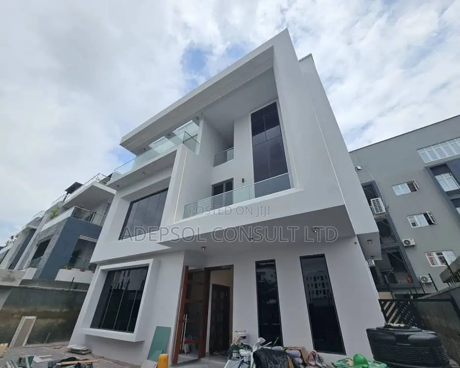 5bdrm Duplex in Old Ikoyi for sale in Old Ikoyi