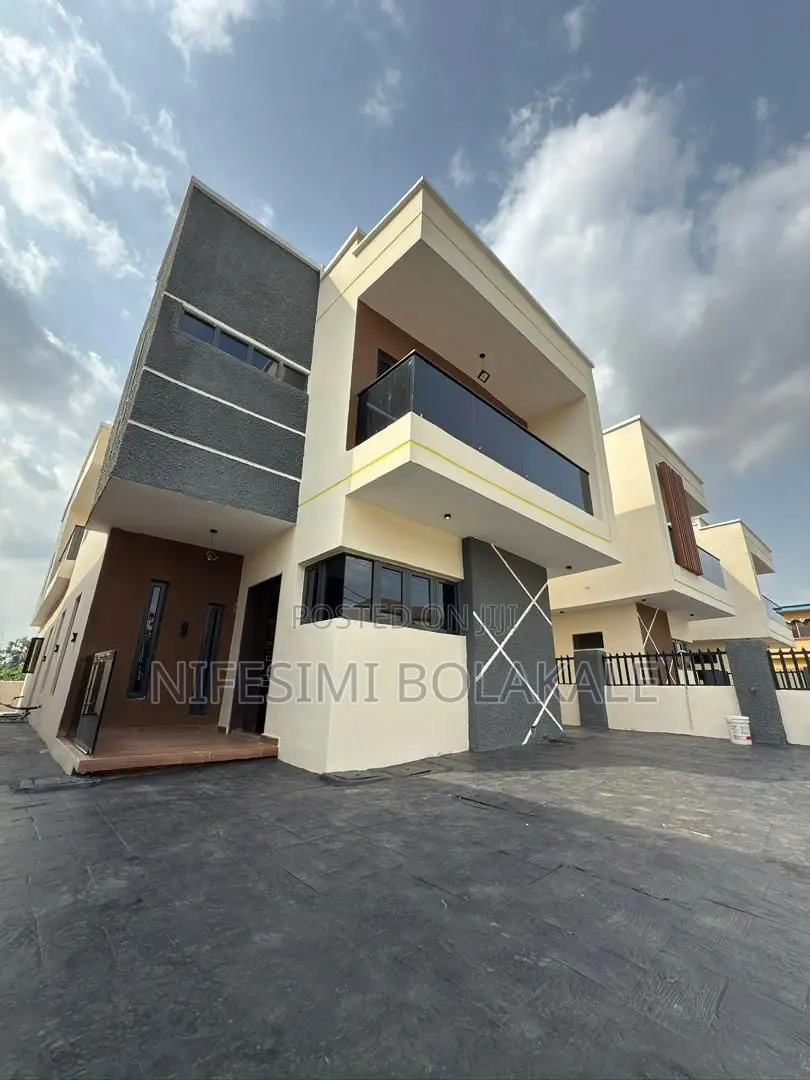 4bdrm Duplex in Ikolaba Gra, Ibadan, Agodi for sale in Agodi