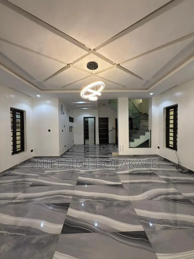 4bdrm Duplex in Ikolaba Gra, Ibadan, Agodi for sale in Agodi
