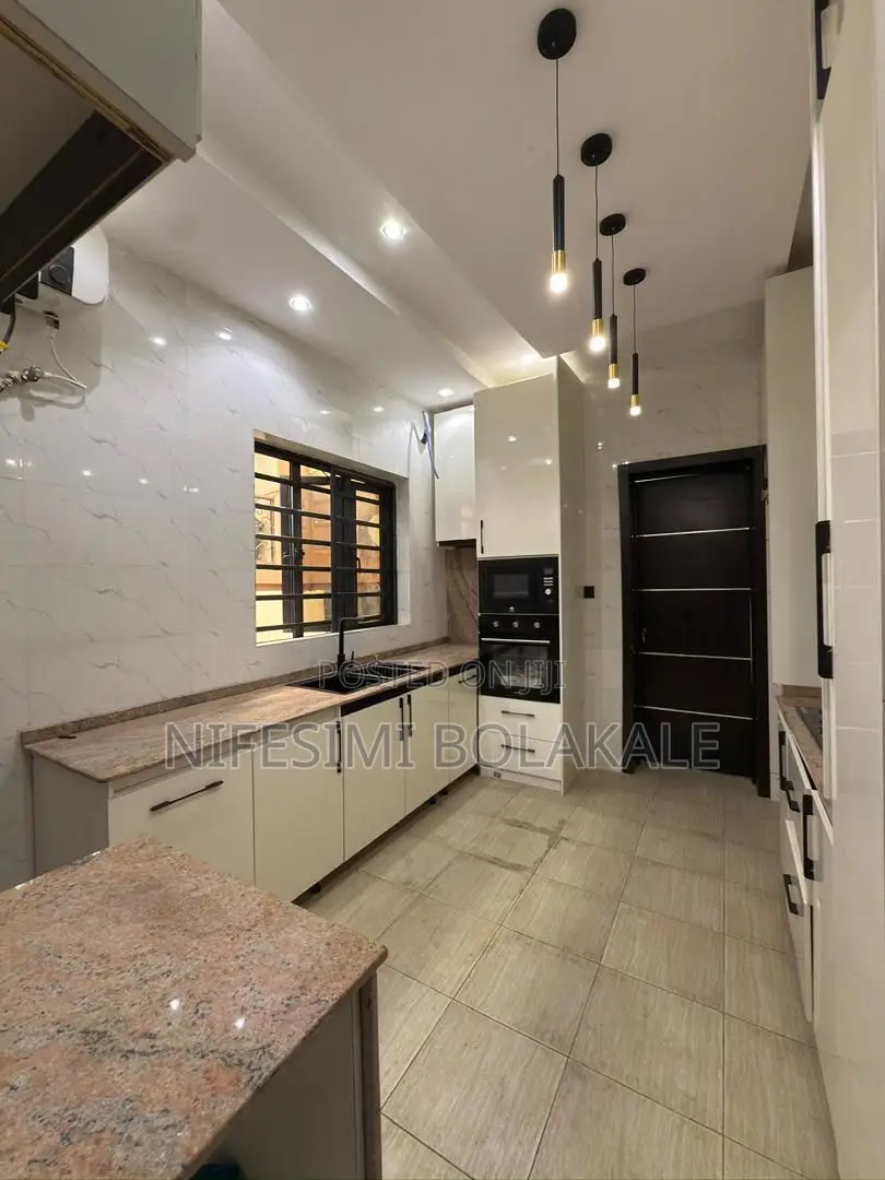 4bdrm Duplex in Ikolaba Gra, Ibadan, Agodi for sale in Agodi