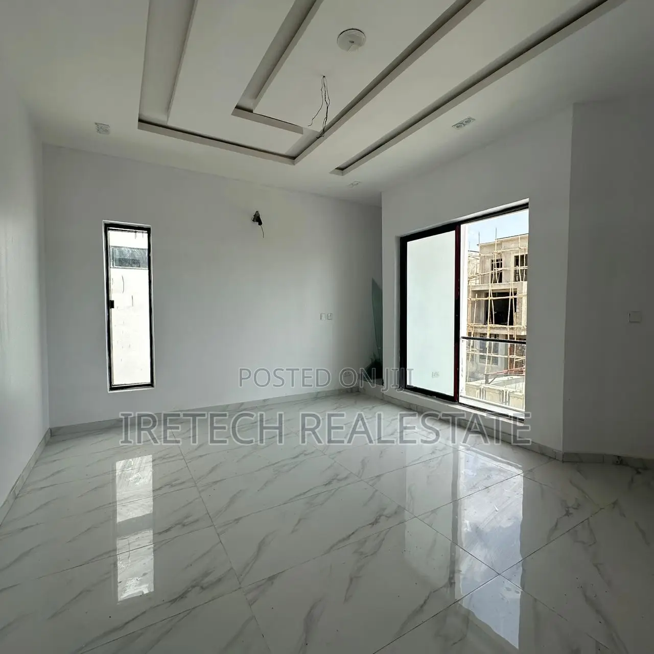 4bdrm Duplex in Gated Estate Chevron for sale in Chevron
