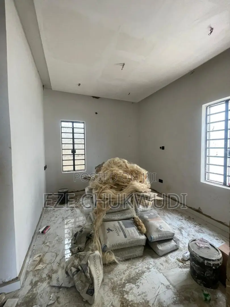 5bdrm Bungalow in Centenary City, Enugu for sale in Enugu