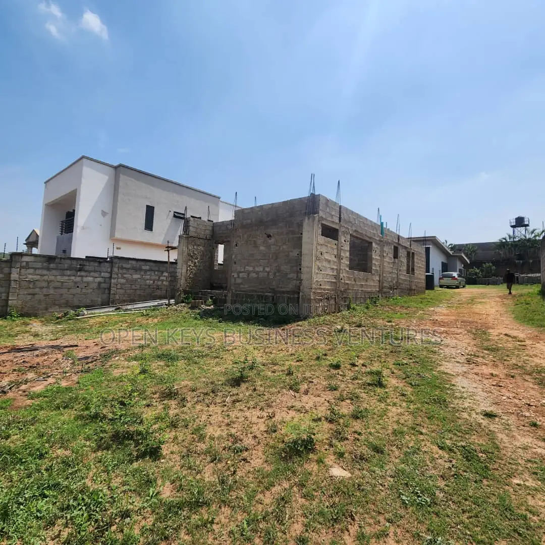 Furnished 4bdrm Duplex in Alalubosa Gra for sale in Alalubosa
