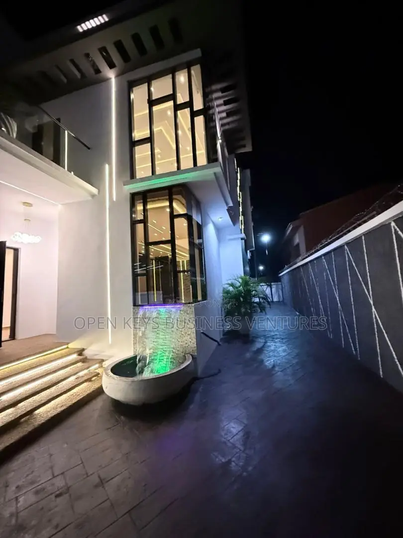 Furnished 4bdrm Duplex in Aare Oluyole for sale in Oluyole Estate