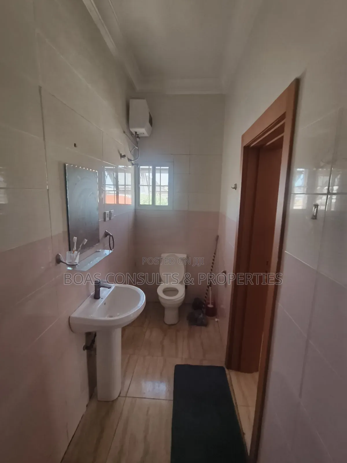 2bdrm Block of Flats in Ikota for rent in Ikota