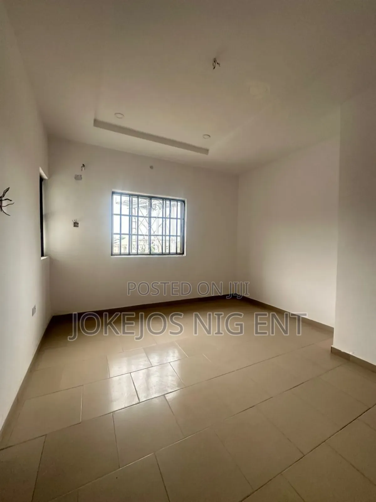 3bdrm Block of Flats in Ikota Gra for sale in Ikota