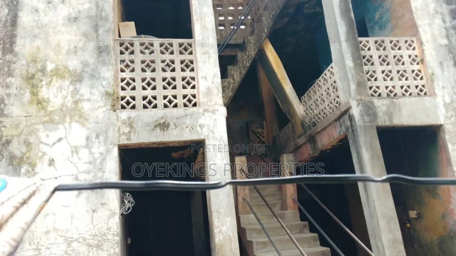 2bdrm Block of Flats in Scout Camp, Akala Express for sale in Akala Express