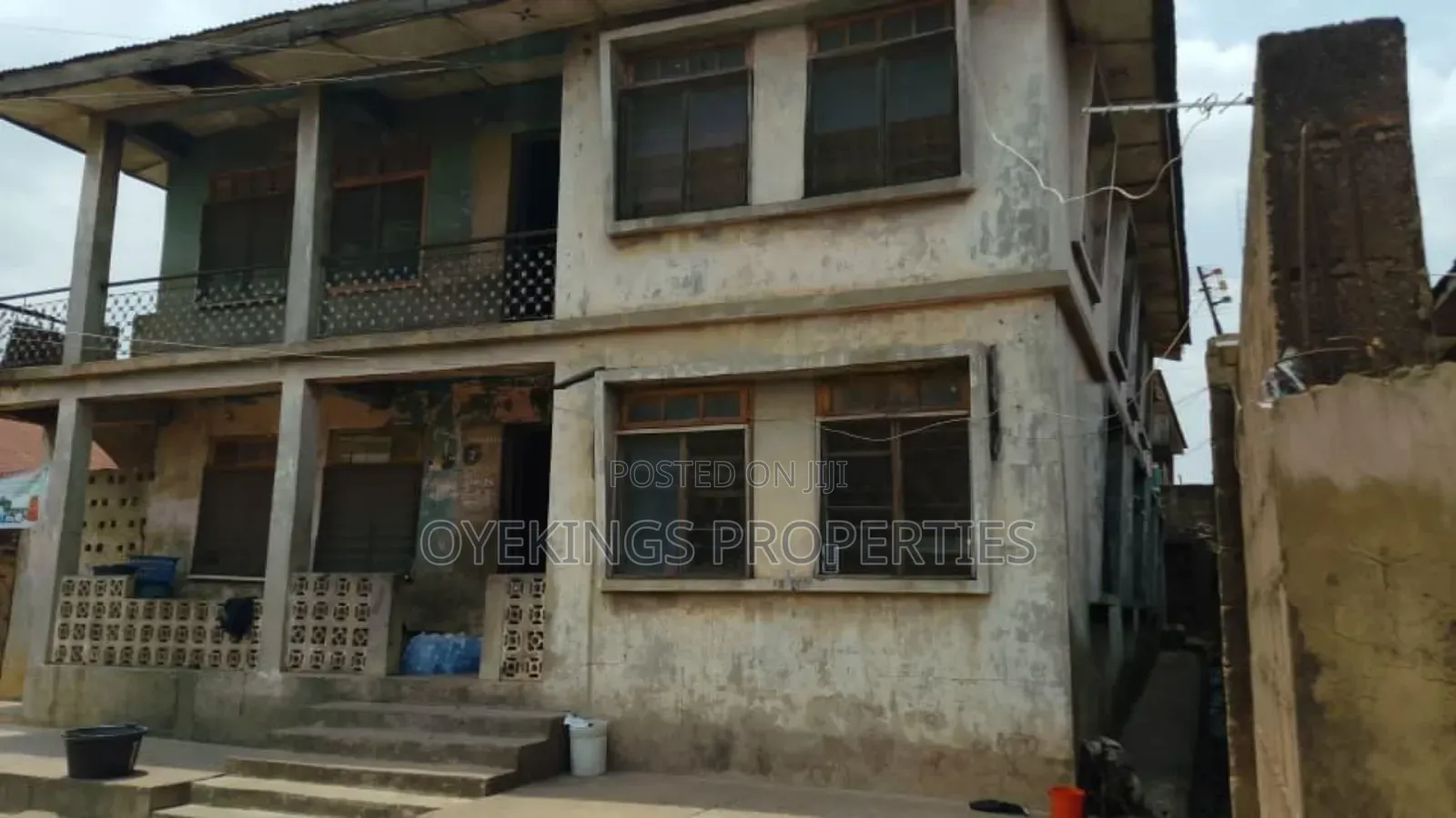 2bdrm Block of Flats in Scout Camp, Akala Express for sale in Akala Express