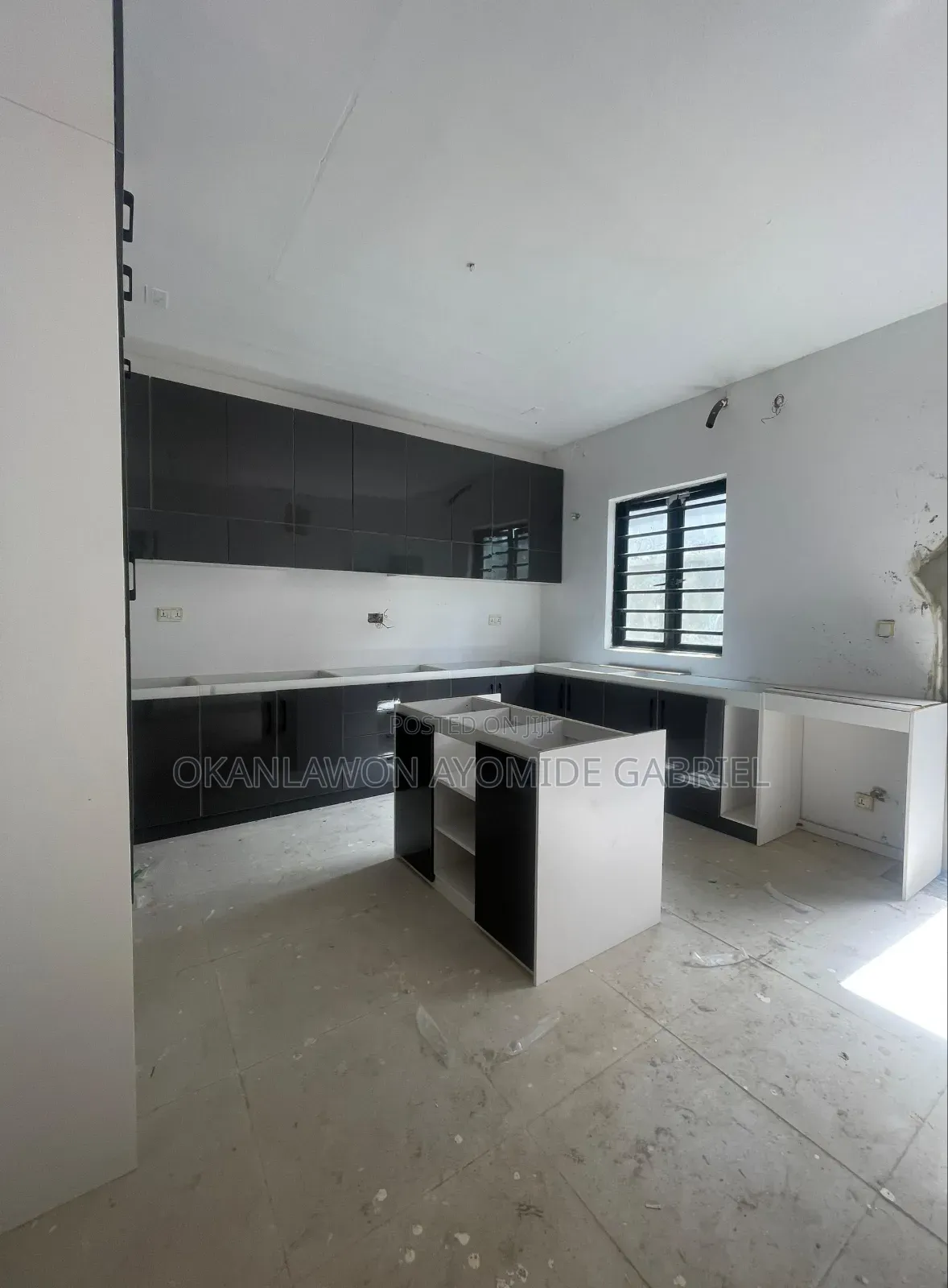 4bdrm Duplex in VGC / Ajah for sale in VGC / Ajah