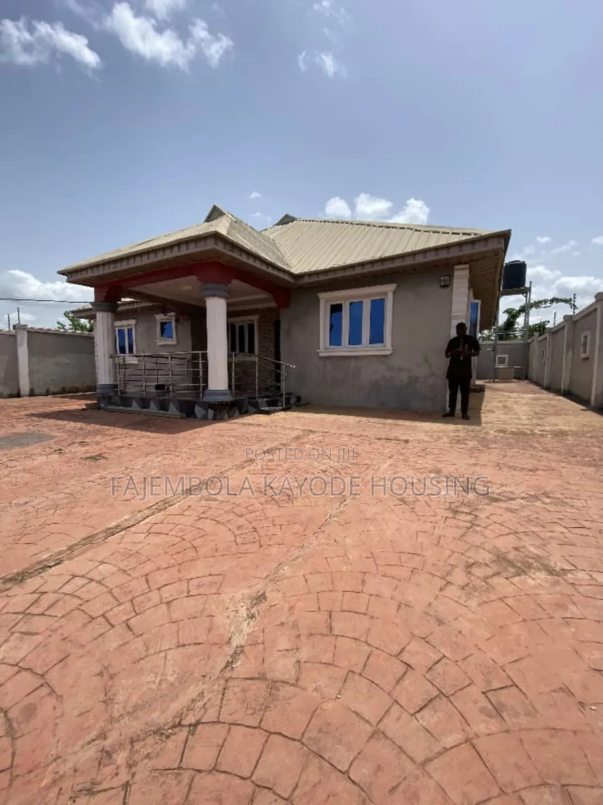 4bdrm Bungalow in Fatumo, Iwo Road for sale in Iwo Road