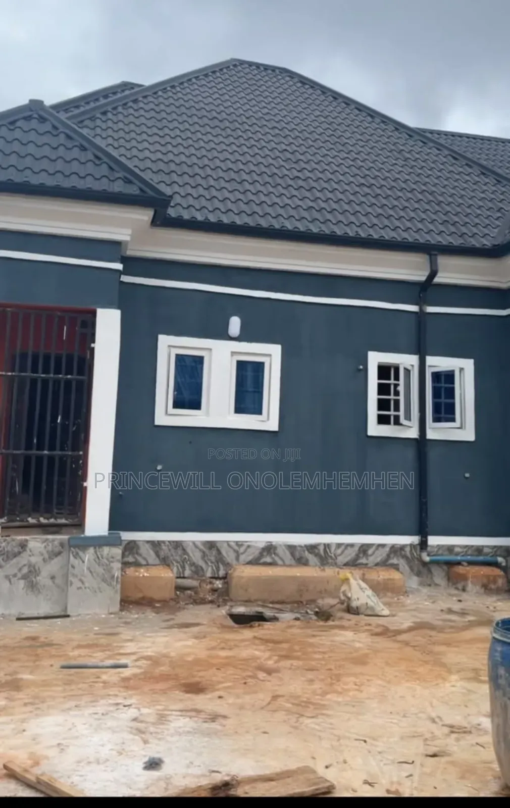 13 Room Pop Self-contain Block For 5-year Corporate Lease In Ekopma in Benin City