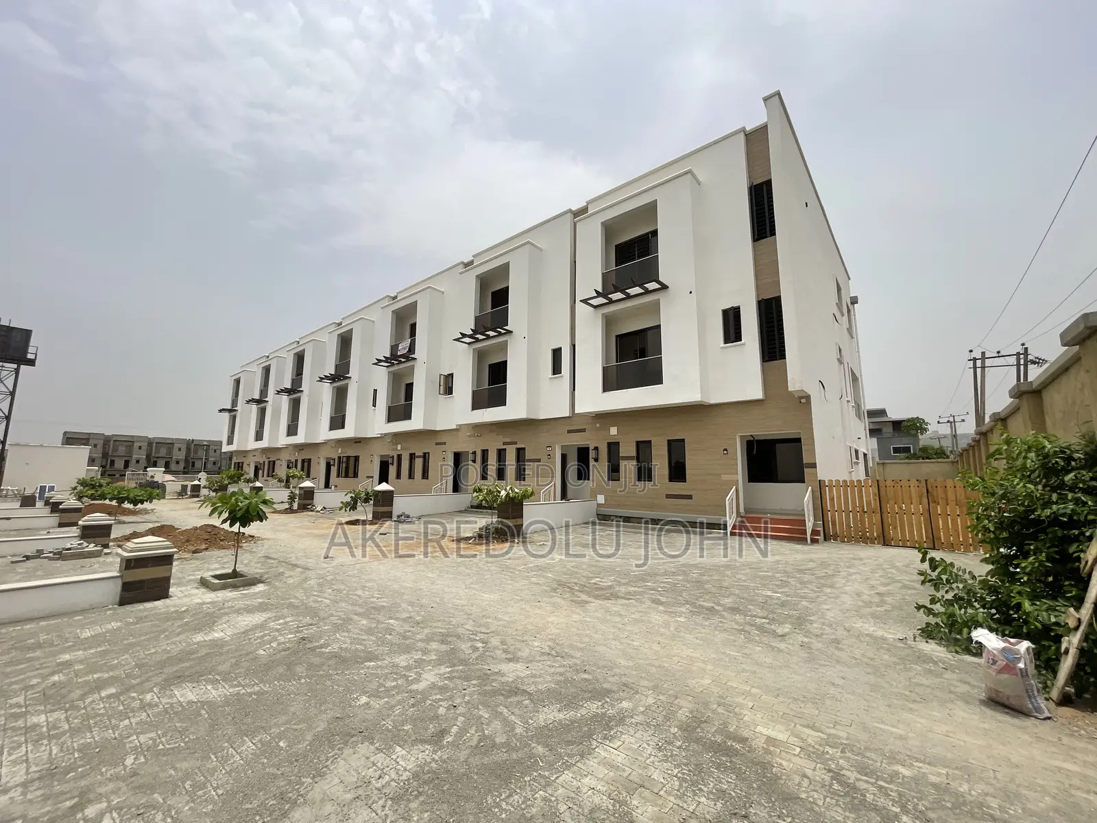4bdrm Townhouse/Terrace in Jahi for sale in Jahi