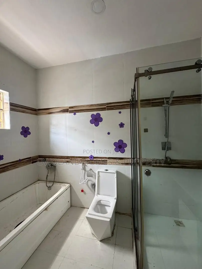 4bdrm Duplex in Orchid, Lekki for rent in Lekki