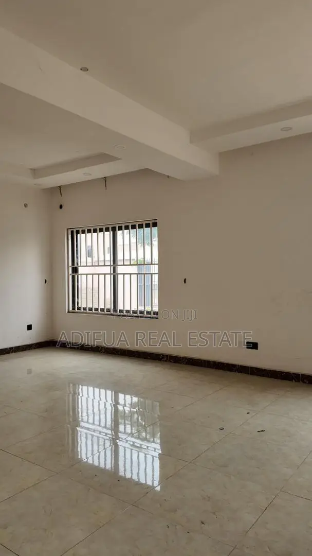 5-Bedroom Semi-Detached Duplex in Mabushi