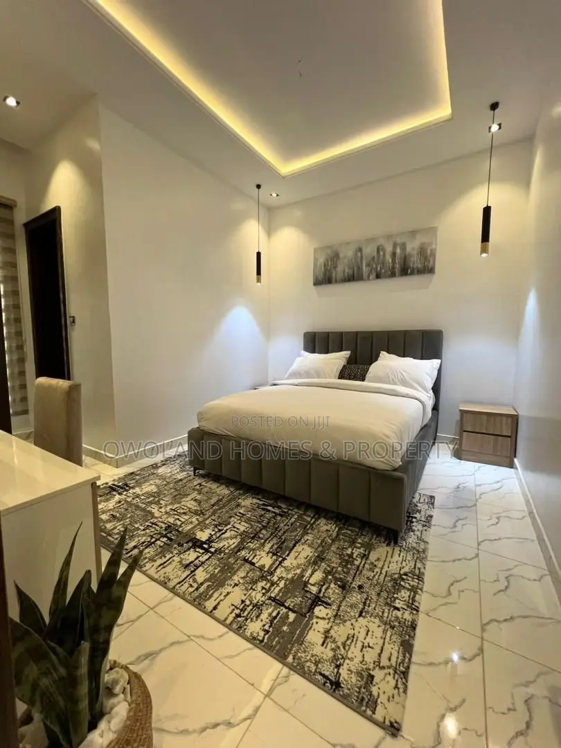 Furnished 2bdrm Block of Flats in Lekki Phase 1 for rent in Lekki Phase 1