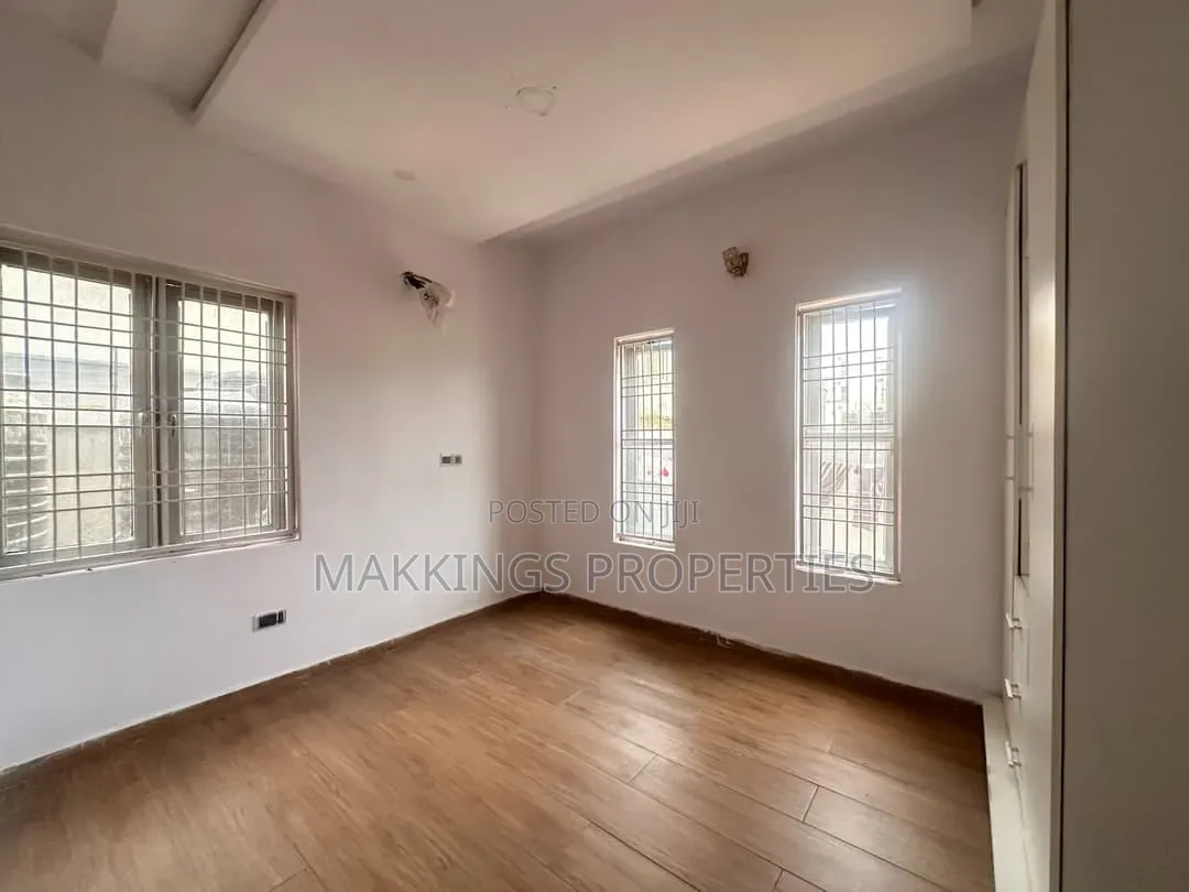 2bdrm Apartment in Chevron for rent in Chevron