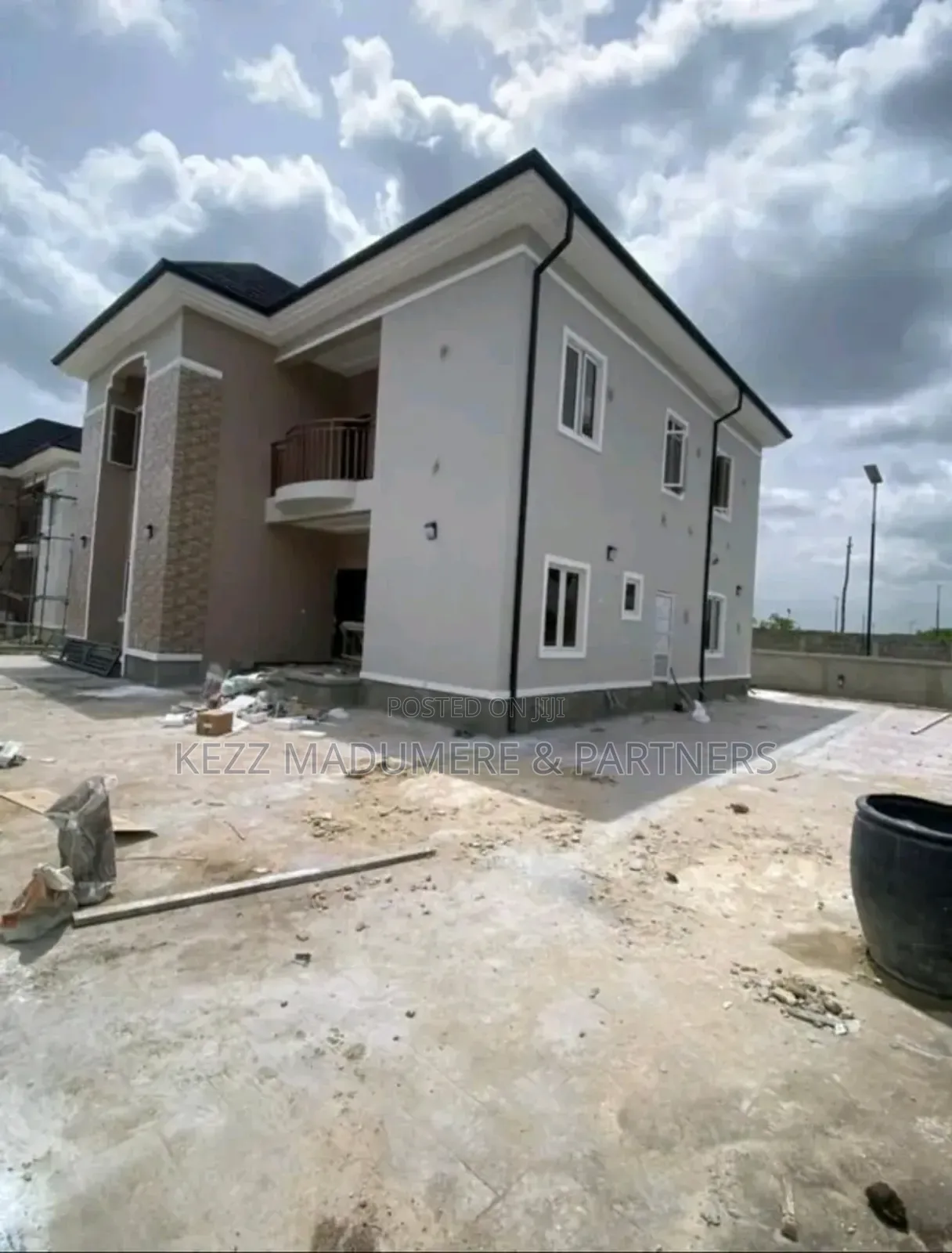 4bdrm Duplex in Reefcourt Estate for sale in Trans Amadi