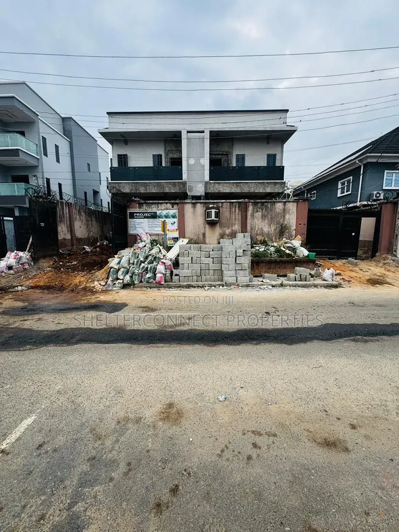 3bdrm Duplex in GRA Phase 1 for sale in GRA Phase 1