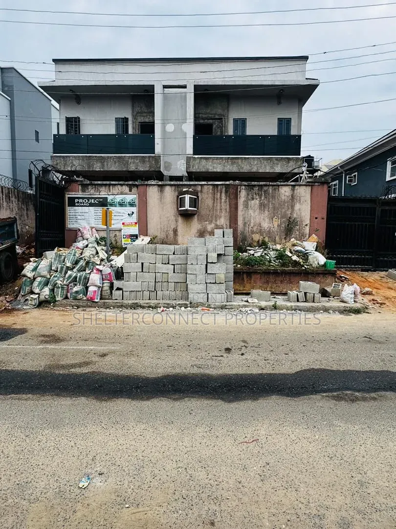 3bdrm Duplex in GRA Phase 1 for sale in GRA Phase 1