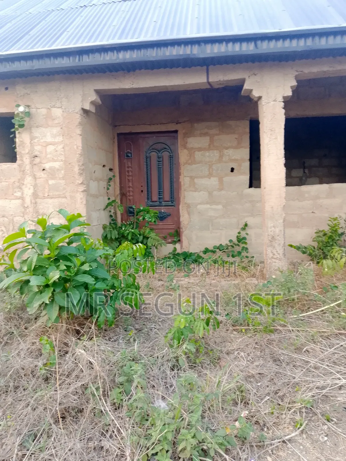 3bdrm Bungalow In Blue Roof, Soka For Sale in Soka