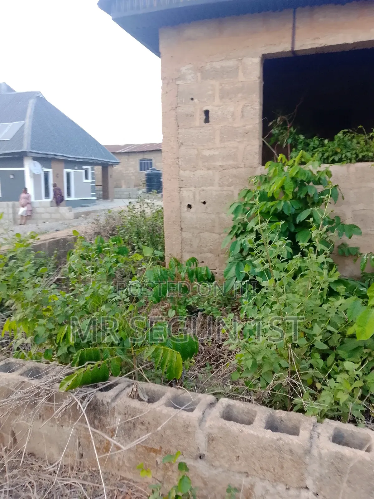 3bdrm Bungalow In Blue Roof, Soka For Sale in Soka