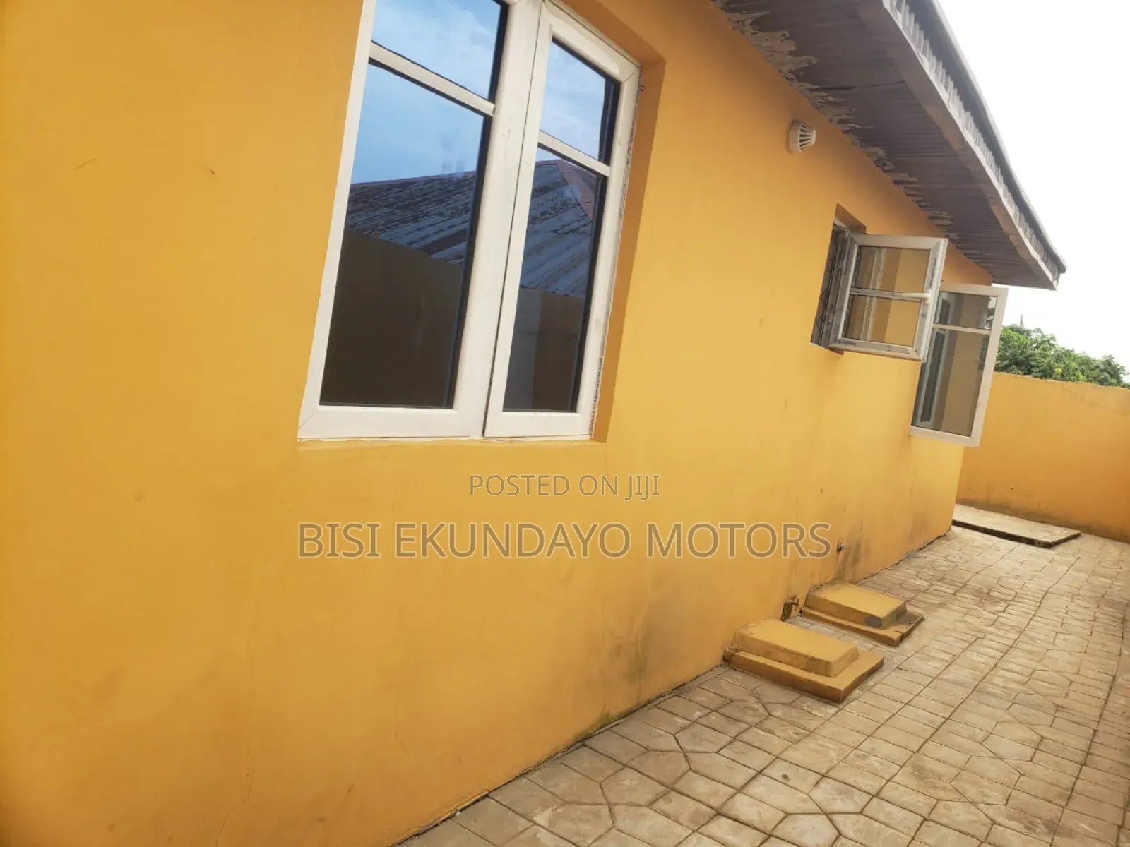 3bdrm Block of Flats in Akowo, Ibadan for sale in Ibadan
