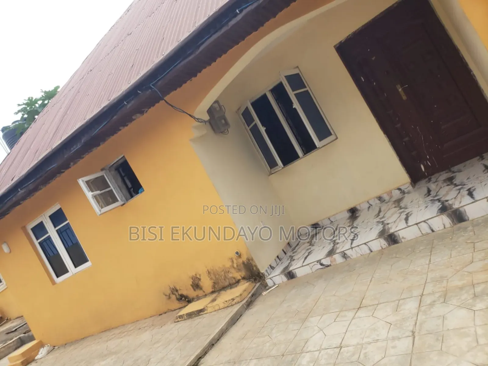 3bdrm Block of Flats in Akowo, Ibadan for sale in Ibadan