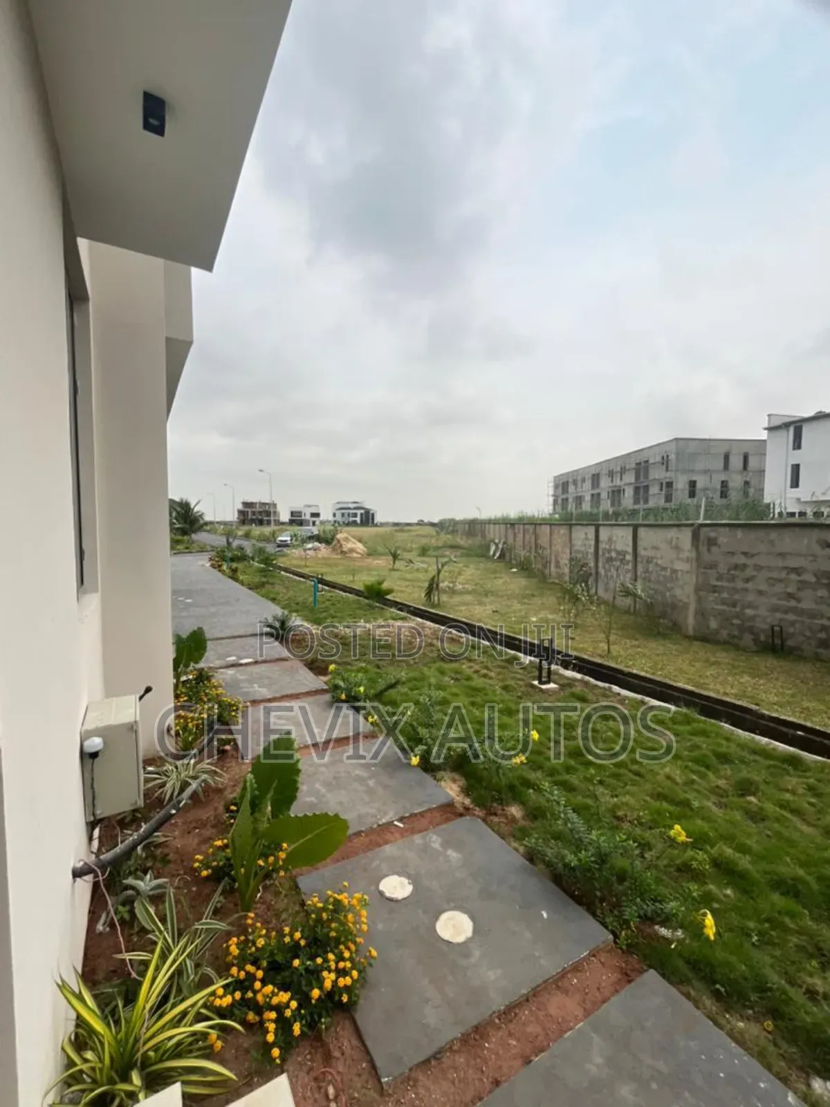 4bdrm Duplex in Cowrie Creek Estate, Ikate for sale in Ikate