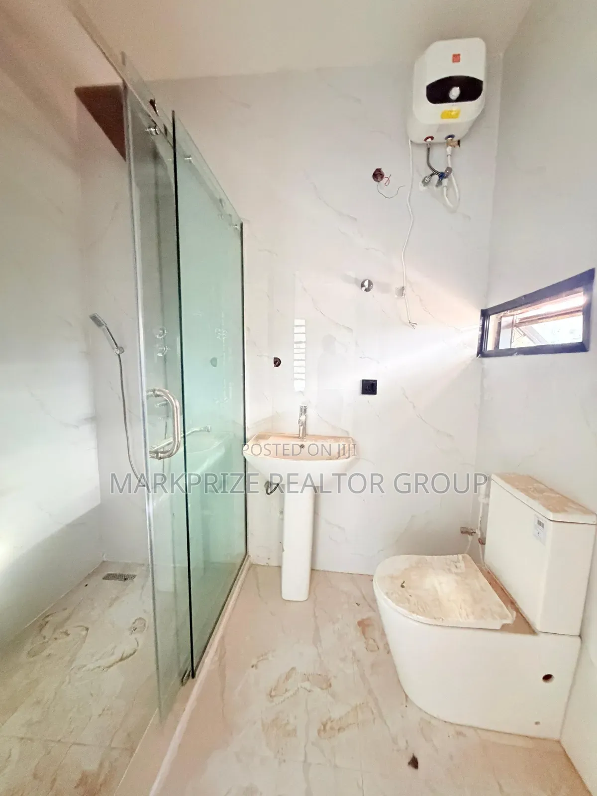 3bdrm Duplex in Adeniyi Jones Ikeja for sale in Adeniyi Jones