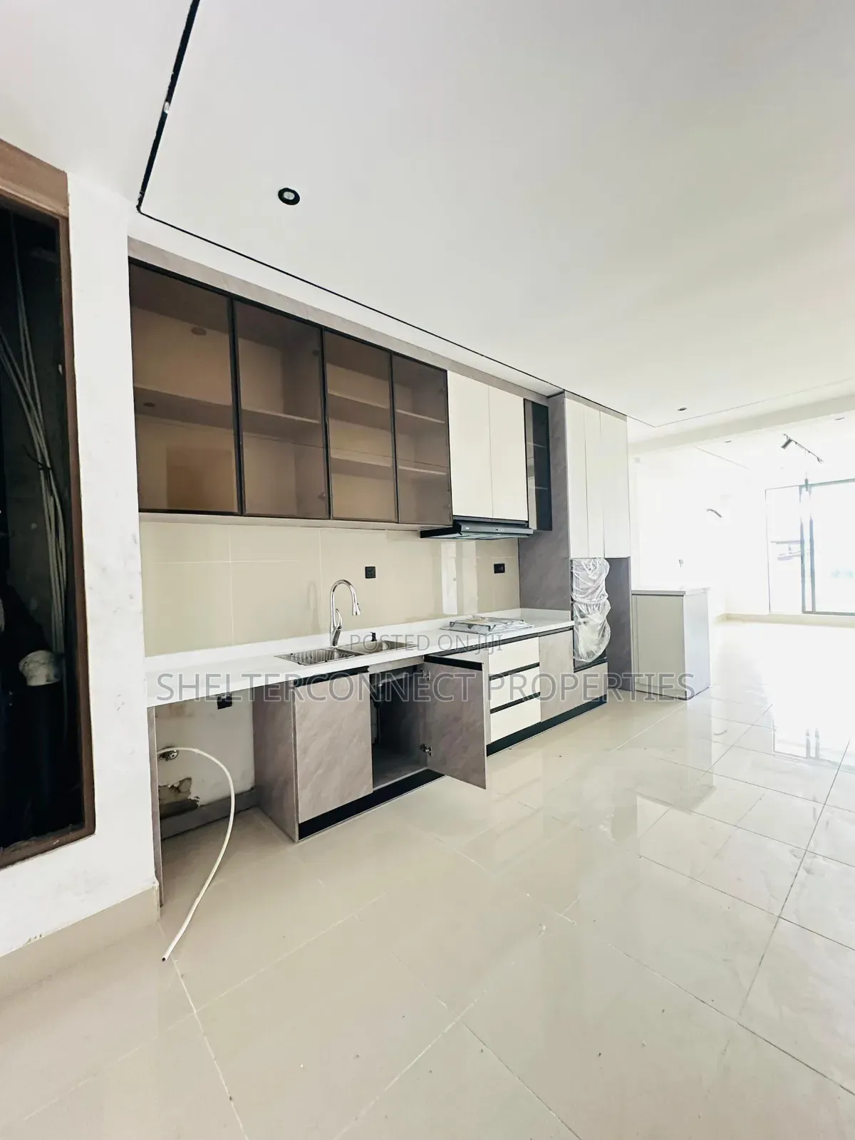 1bdrm Apartment in Ikate for sale in Ikate