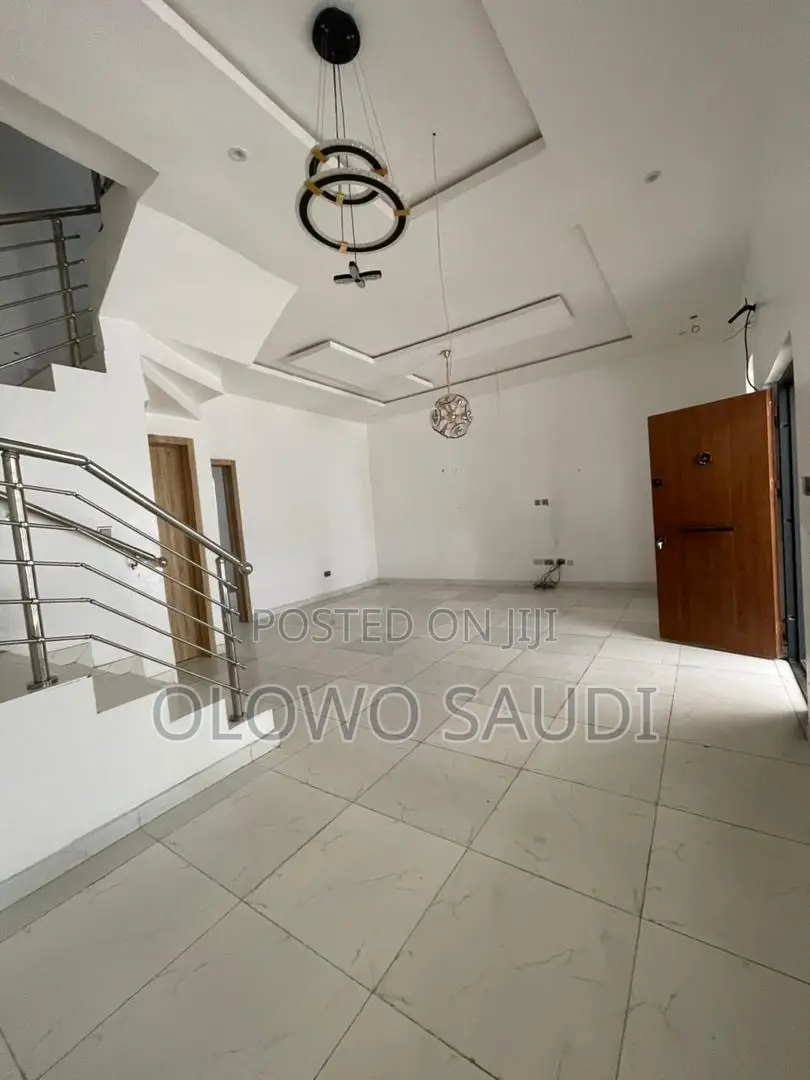 4bdrm Townhouse / Terrace in Orchid, Lekki for rent in Lekki