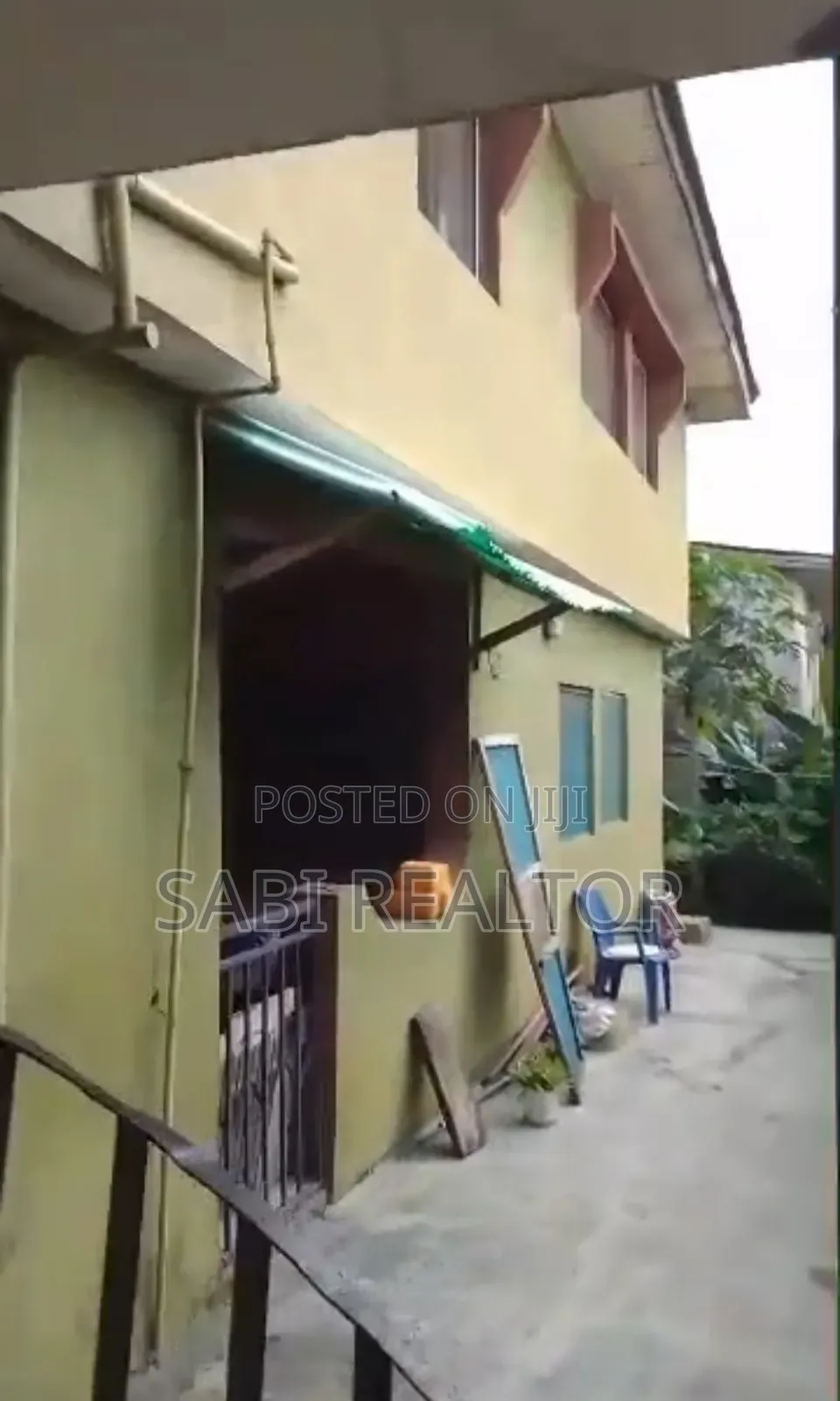 Furnished 3bdrm Block of Flats in Jakande for sale in Jakande