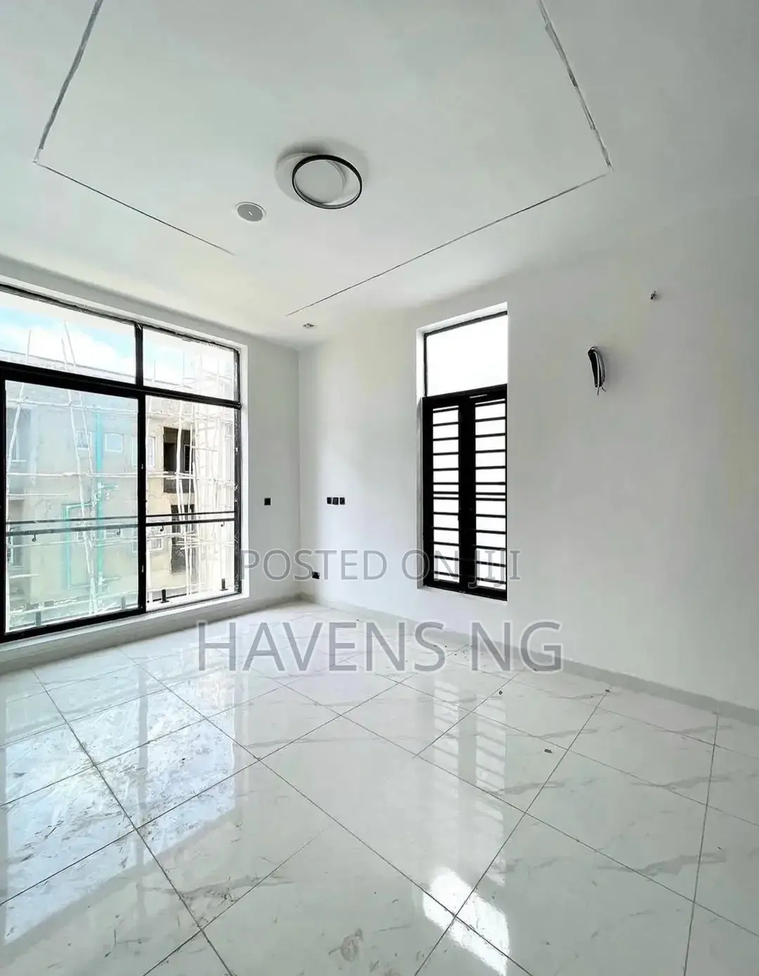 4bdrm Duplex in Ikota for sale in Ikota