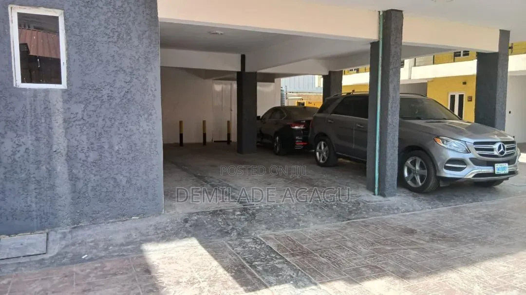 3bdrm Block of Flats in Lekki Phase 1 for sale in Lekki Phase 1
